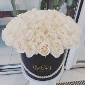 Dome Rose Box 50 Fresh Roses in Hat Box
