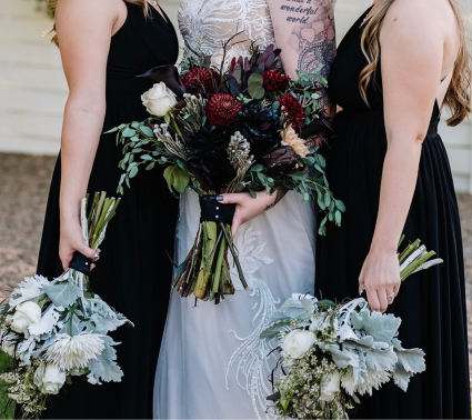 Crimson & Cream Bold blooms with a touch of mystery — the perfect blend of dark romance and striking beauty.