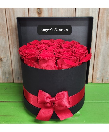 Crimson Treasure Hat Box Preserved Floral Arrangement 