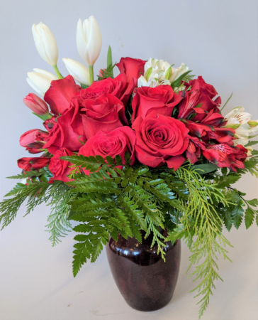 Crisp and Cool Winter Roses Rose Mix