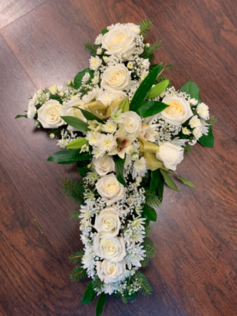 Cross Funeral   in Round Lake, IL | CUNA'S FORMAL WEAR & FLOWERS INC.