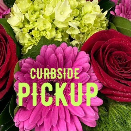 Curbside Pickup Leave it to us to design a beautiful arrangement or feel free to guide us with colours and varieties that will show your love this Valentine’s Day! 