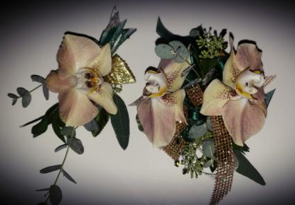 Custom Corsage and Boutonniere 
