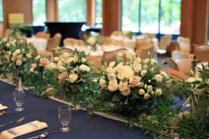 Custom Floral Tablescapes in Oakville, ON | ANN'S FLOWER BOUTIQUE-Wedding & Event Florist Custom Floral Tablescapes in Oakville, ON | ANN'S FLOWER BOUTIQUE-Wedding & Event Florist