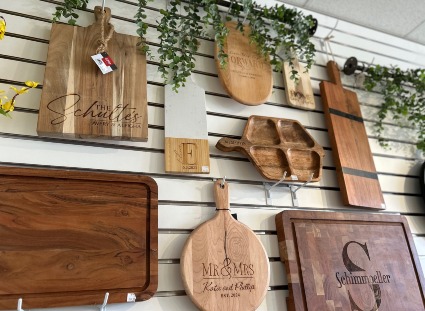 Custom Wooden Cutting Boards 