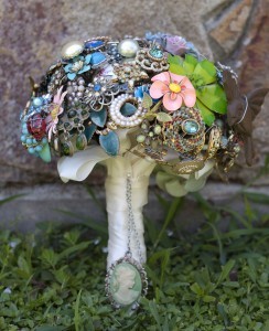 Customized Brooches Bouquets Handheld Bouquet