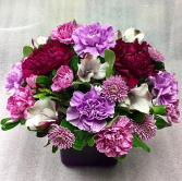 Cute Carnation Mix Flower arrangement