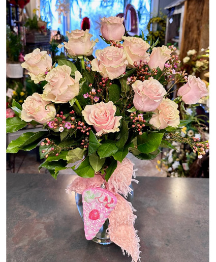 Sweetie Pie Dozen Roses Powell Florist Valentine's Exclusive