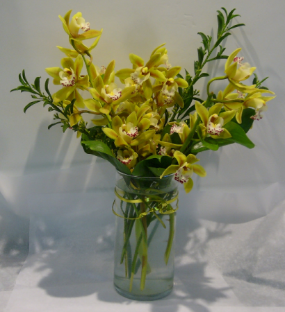 CYMBIDIUM ORCHID VASE Floral Arrangement