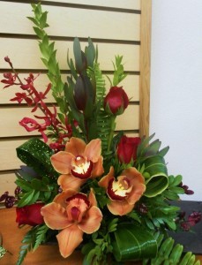 Orchid Elegance Dish Arrangement