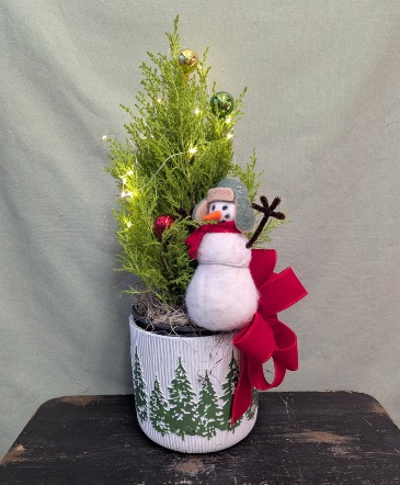 Cypress Snowman Tree  in La Grande, OR | FITZGERALD FLOWERS
