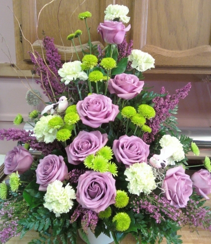 F 10 Lavender rose mix Funeral arrg.