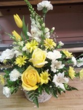 D612 basket yellow & whites