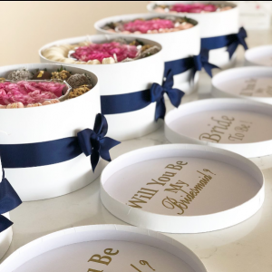 Da BOM Bloom Box   A customizable Gift Box with Fresh Flowers, Chocolate truffles, Chocolate Covered Strawberries & Macarons 