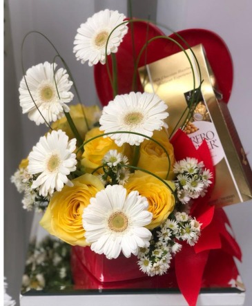 Daisies and Love Valentines day in Sunrise, FL | Unforgettable Floral Designs, LLC