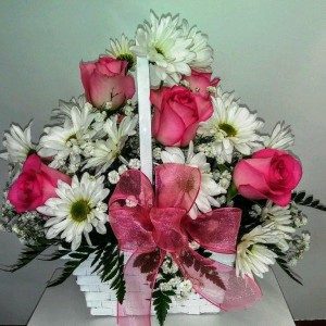 DAISY DELIGHT DAISY AND ROSE BASKET in Jacksonville, FL | TURNER ACE FLORIST DAISY DELIGHT DAISY AND ROSE BASKET in Jacksonville, FL | TURNER ACE FLORIST