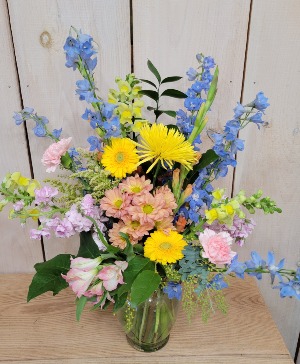 Daisy Delight Flowers in a vase