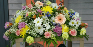 Daisy Devotional Casket Piece
