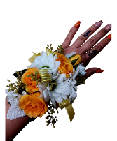 Daisy Rose  wristlet 