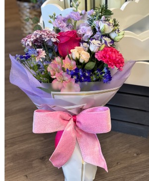 DANCING SUGARPLUM WRAPPED BOUQUET WRAPPED BOUQUET