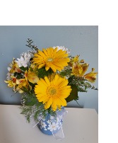 Darling Daisy Vase Arrangement 