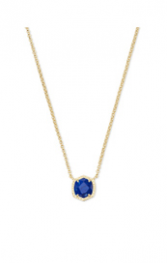 Davie Short Pendant Necklace