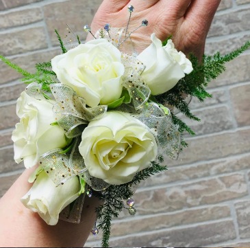 Davis Floral Shimmer  in Fort Worth, TX | DAVIS FLORAL DESIGNS
