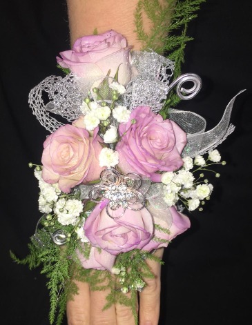 Davis Floral Sparkles  in Fort Worth, TX | DAVIS FLORAL DESIGNS