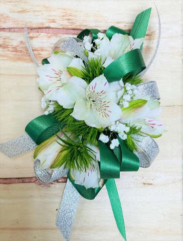Davis Floral White Alstromeria Corsage  in Fort Worth, TX | DAVIS FLORAL DESIGNS
