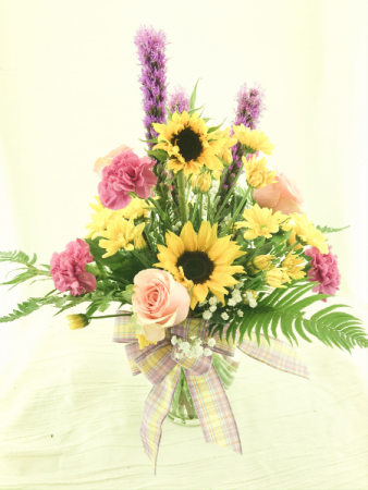Day in the Sun  in Milford, PA | Myer The Florist Inc.