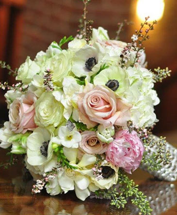 Dazzling Diamond Roses Bouquet in Ozone Park, NY | Heavenly Florist
