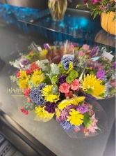 Deal of the Day! Wrapped Bouquet [assorted] 
