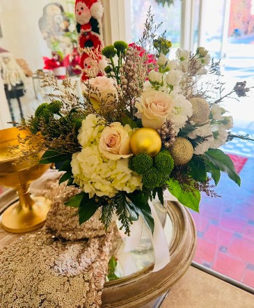 December Charms   in Merced, CA | KC Floral Co.