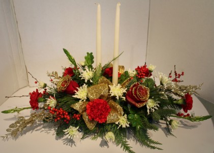 Deck the Halls Fresh flower centerpiece