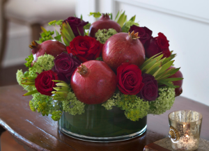 Decked Out Centrepiece in Oakville, ON | ANN'S FLOWER BOUTIQUE-Wedding & Event Florist Decked Out Centrepiece in Oakville, ON | ANN'S FLOWER BOUTIQUE-Wedding & Event Florist