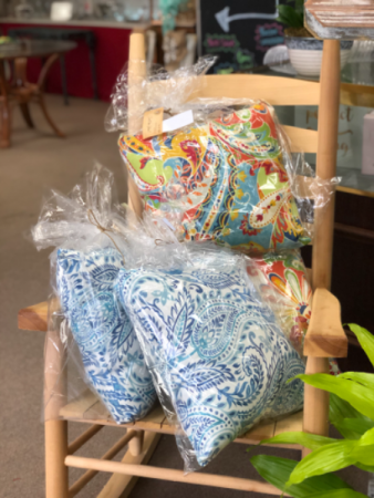 Decorative pillow - indoor/outdoor Gift