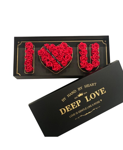 Deep Love Rose Box 