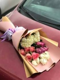 Delicacy  Hand bouquet 