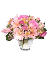 DELICATE AFFECTION Pink Floral Vase