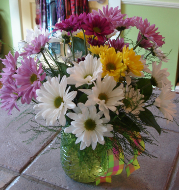 Delicate Daisies Arrangement