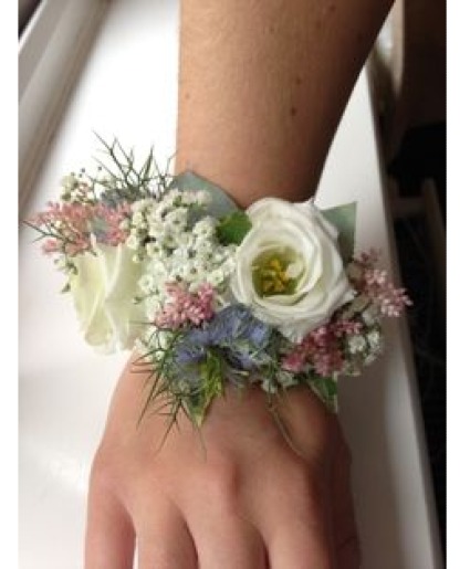 Delicate spring braclett wrist corsage