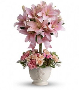 Delightful Alter Wedding Arrangement
