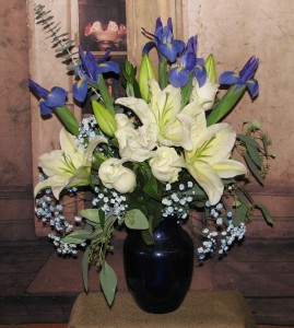 Delightful Memories Vase in Stevensville, MT | WildWind Floral Design Studio