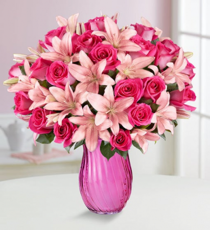   Deluxe Pink Rose & Lily Bouquet 