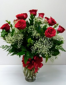 18 Deluxe Red Roses Valentines 