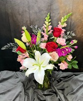 Deluxe Valentine's Day Vase Arrangement