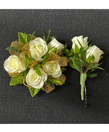 Deluxe Wristlet & Boutonniere Set Choose your flower & ribbon colors in Lewiston, ME | BLAIS FLOWERS & GARDEN CENTER Deluxe Wristlet & Boutonniere Set Choose your flower & ribbon colors in Lewiston, ME | BLAIS FLOWERS & GARDEN CENTER