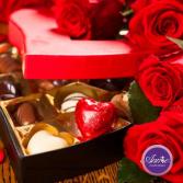 Design Custom Boxes with Rosa and chocolate  
