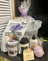 Designer Choice Gift Basket A SELECTION OF GIFT ITEMS ESPECIALLY FOR YOU.