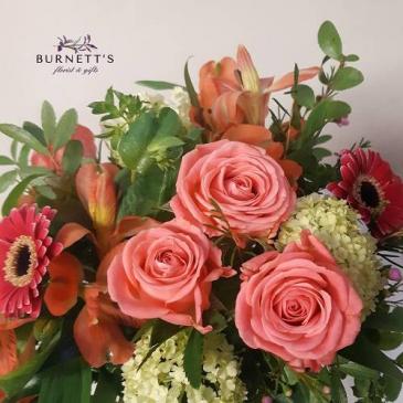 Florist Choice Bouquet (No Vase)  Hand-tied Bouquet  in Kelowna, BC | Burnett's Florist